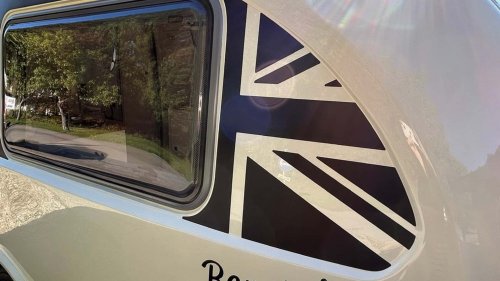 Barefoot Caravans Eclipse: una caravana ligera, encantadora y barata