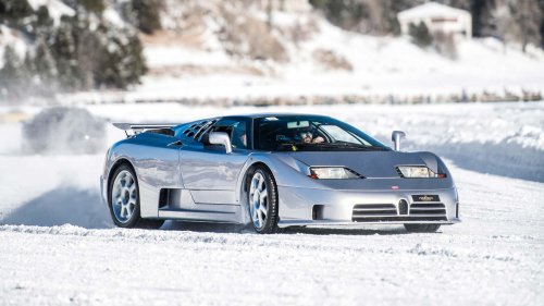 Bugatti Took Its Best Hypercars Ice Drifting. It's Pure Cinema