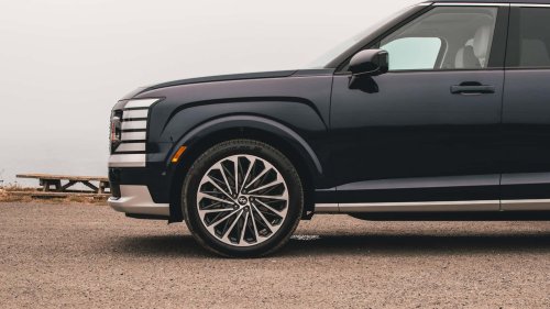 Hyundai Stops Palisade Sales, Recalls 68,500 SUVs After Fatal Incident