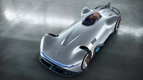 Kisah Silver Arrow Mercedes Bertenaga 750 HP