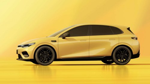 El Leapmotor B05 desafía al Volkswagen ID.3 y al MG4 en el segmento C