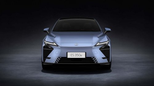 Lexus ES 2026: la berlina electrificada, ya a la venta en España