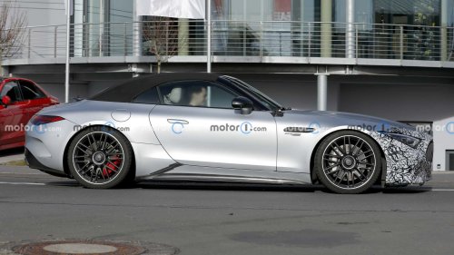 Mercedes-AMG SL Facelift (2026) als Erlkönig erwischt