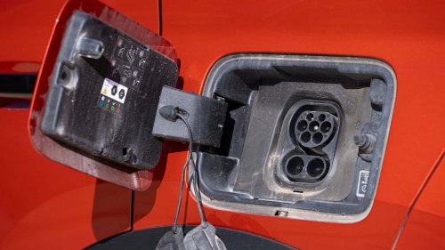 Opel Frontera Electric: videoprueba de la versión que le falta al Dacia Duster