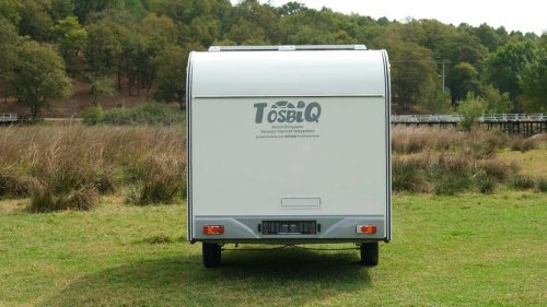¿Te gustan las caravanas ligeras? Atento a la Tosbiq 2.80
