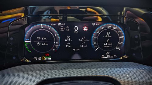 VW Golf 1.5 TSI eHybrid (2025) im Test: Der Halb-Elektriker