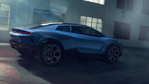 Lamborghini cancela su primer eléctrico y los llama un "hobby caro"
