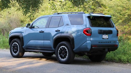 Toyota Driver Pulls Wake Boarder in Hurricane Floodwaters. Then People Point Out This Surprising Risk