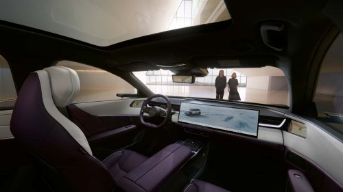 Mazda CX-6e vs Tesla Model Y, duel entre crossovers polyvalents