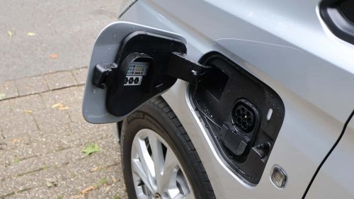 VW Caddy Flexible eHybrid (2025): Teurer Familienlaster im Test