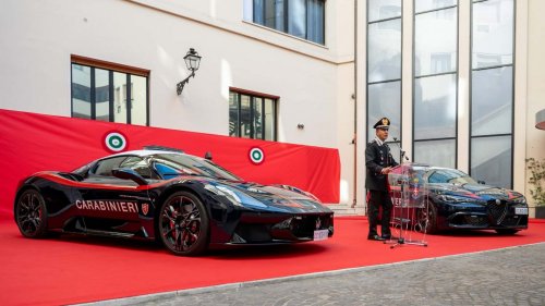 El Maserati MCPURA se transforma en un coche patrulla alucinante
