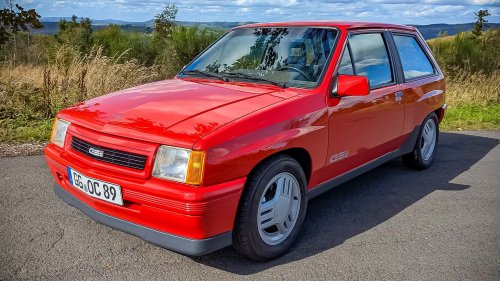 Opel Corsa GSi (1989) à l'essai : Petit bolide