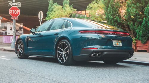 The Porsche Panamera 4S E-Hybrid Is for the Nerds: Review