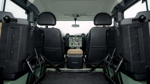 ¿Cuánto vale el último Land Rover Defender Classic construido?