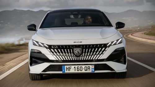+12% en ventas y cuarta marca del mercado: así fue el 2025 de Peugeot en España