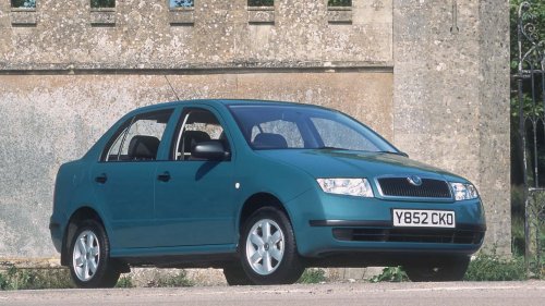 Ja, es gab den Skoda Fabia mal mit Stufenheck