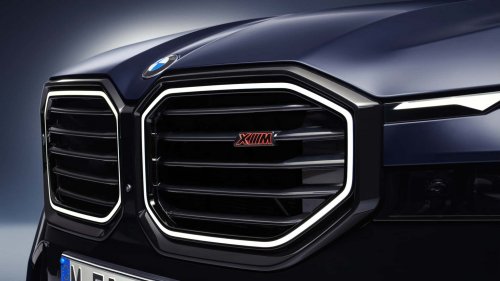 'There's No Way 4 Car Tires Cost $3,500:' Woman Buys BMW XM. Then She Finds Out It's A 'Really Heavy Car'