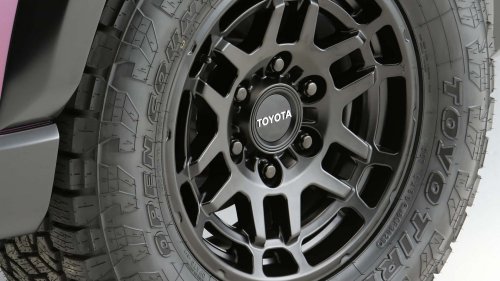 El todoterreno híbrido sorpresa es de Toyota y lo compraríamos