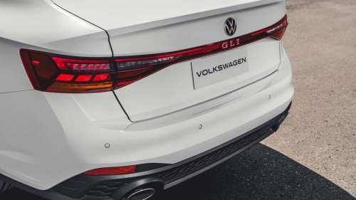 Berlina deportiva y con motor de Golf GTI: ¡la queremos en España!