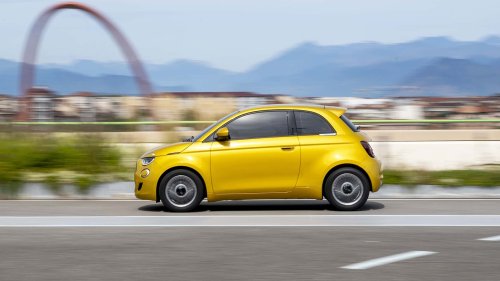 Fiat 500 Hybrid (2025) Torino: Sondermodell mit 65 PS für Italien