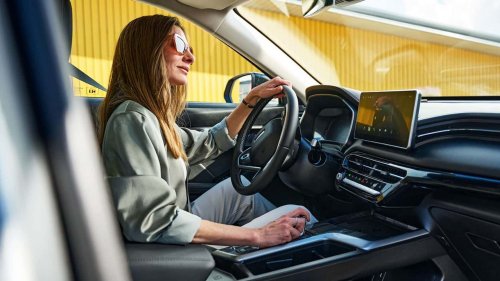 Gasolina e híbrido y con aires de Audi: el SUV chino que temen Omoda y JAECOO
