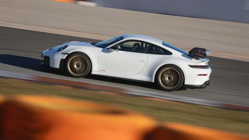 Porsche 911 GT3 Gets Custom Pirelli Tires for Even Sharper Track Performance