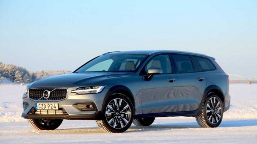 America's Last Volvo Wagon Is Dying As Buyers 'Overwhelmingly' Want SUVs