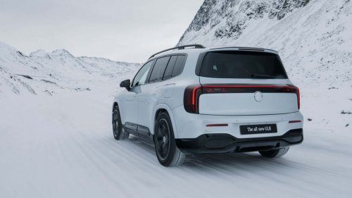 2026 Mercedes GLB Revealed: Seven Seats, Three Screens, Two Trunks