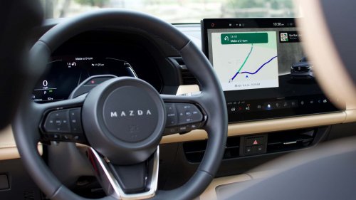 Mazda explique pourquoi le CX-5 abandonne la molette de commande au profit d’un écran tactile