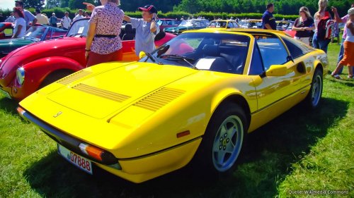 Ferrari 308 (1975-1985): Das Magnum-Mobil wird 50