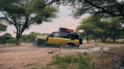 Defender Trophy 2026: Land Rover reaktiviert den Camel Klassiker