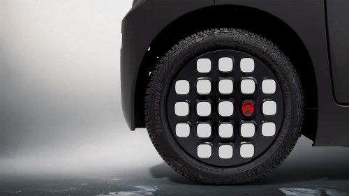 Citroën Ami Dark Side : la microcar s'habille en noir