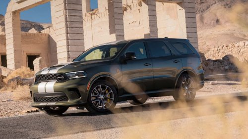The Dodge Durango V-6 Is Back Because People Wanted It