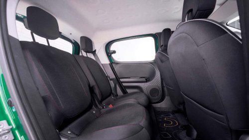 Nouvelle Renault Twingo, à quoi ressemblent l'intérieur et le coffre