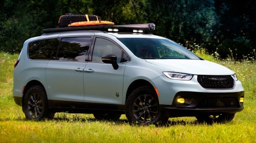 Konsep Van Overlanding Chrysler Miliki Lencana Terkeren