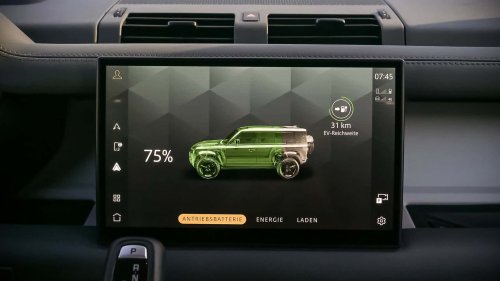 Land Rover Defender P300e im Test: Sanftmütiger Offroad-Gigant