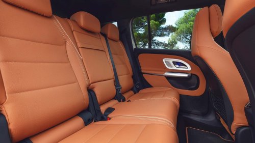 Nuevo Mercedes-Benz GLB (2026), interior y maletero