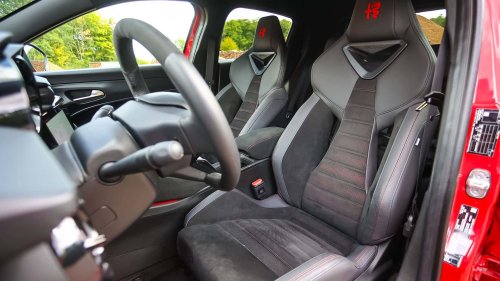 Alfa Romeo Junior Veloce im Test: Elektro-Knaller mit Charisma?