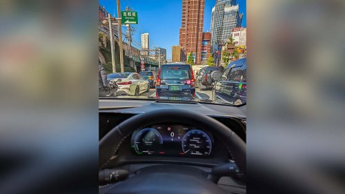 Tokio-Trubel: Unterwegs in Japan im Toyota Crown