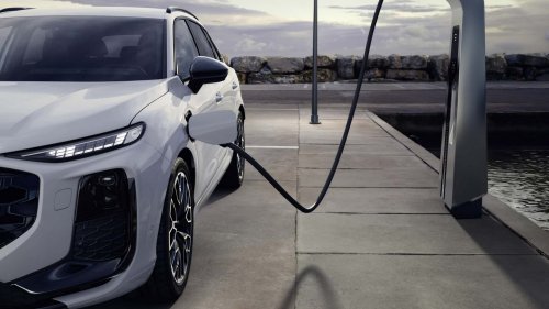 Hybrides rechargeables : une étude relance la polémique sur leurs émissions réelles