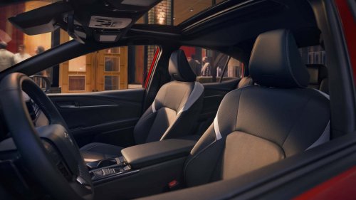 ‘$4,000 Off:’ Toyota Salesman Says He Has to Sell 30 RAV4s, 30 Camrys and Corollas by the End of the Month. Here’s Why