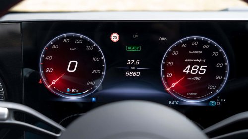 Conducimos el Mercedes-Benz del que todo el mundo habla... y no es un SUV