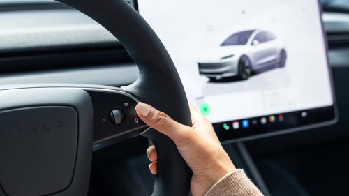 Tesla dévoile également la Model 3 Standard
