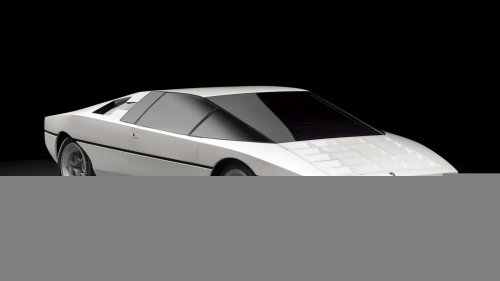 Lamborghini Bravo, un icono italiano con interior de Alcantara