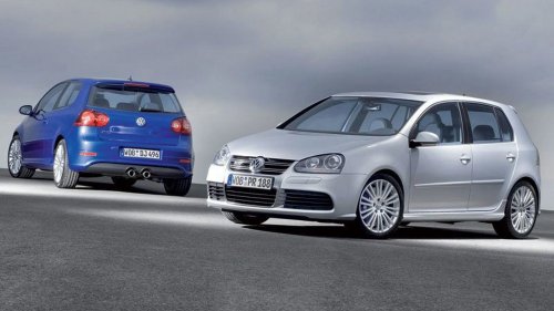 Bos Bugatti Memiliki dan Mengendarai Volkswagen Golf R32