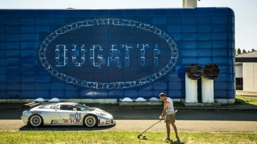 Tras la rave y la destrucción, analizamos el auge y declive de la 'Fábrica Azul' de Bugatti