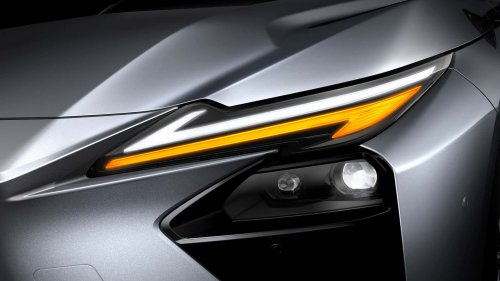 Lexus ES 2026: la berlina electrificada, ya a la venta en España