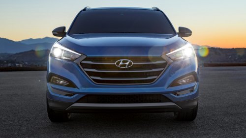 Woman Buys Used Hyundai for Son. When the Engine Goes Out 4 Months Later, the Salesman Decides to ‘Take Care of the Customer’