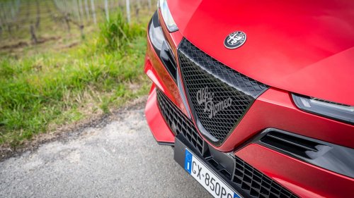 Alfa Romeo Junior Ibrida Q4, la prueba de consumo real del mild hybrid 4x4