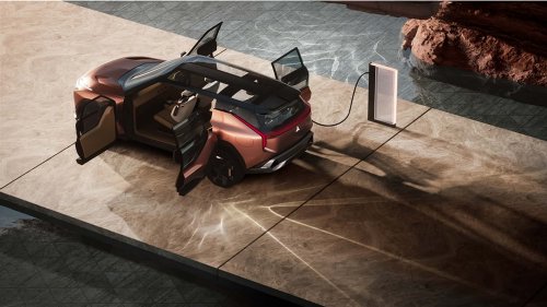 The Mitsubishi Elevance Concept Is a Quad-Motor SUV With a Gas Engine